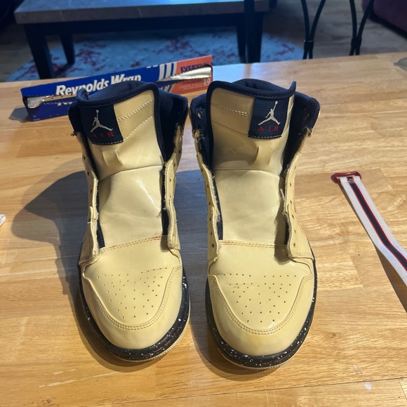 NIKE AIR JORDAN 1 HI STRAP PREMIER ‘OLYMPIC’ MENS SIZE 9.5. GENTLY USED. - Picture 6 of 6